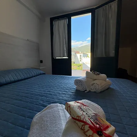 Savoia Mare 3*